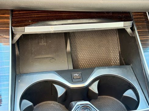 Certified 2025 BMW X7 xDrive40i w/ Premium Package image 34