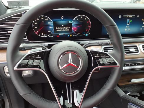 New 2026 Mercedes-Benz GLE 450 4MATIC Coupe image 14