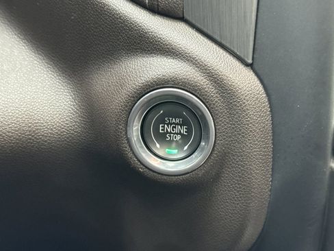 Used 2021 GMC Sierra 2500 Denali w/ Denali Ultimate Package image 25