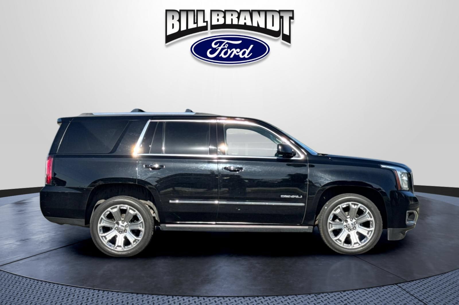 Used 2019 GMC Yukon Denali w/ Open Road Package AWD/4WD image 2