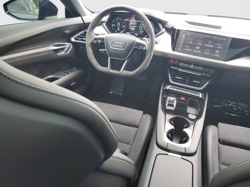 Used 2024 Audi e-tron GT Premium Plus AWD/4WD image 11