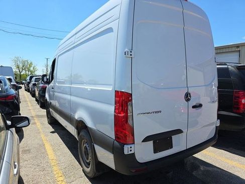 Used 2024 Mercedes-Benz Sprinter 144 Cargo w/ Acoustic Package image 6