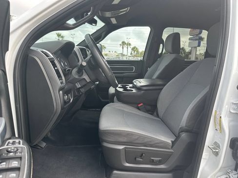 Used 2024 RAM 3500 Big Horn AWD/4WD image 11