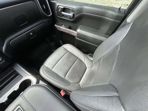 Used 2022 Chevrolet Silverado 1500 RST w/ Convenience Package II image 16