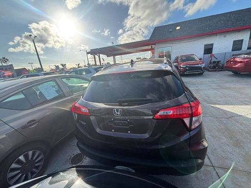 Used 2019 Honda HR-V EX image 5