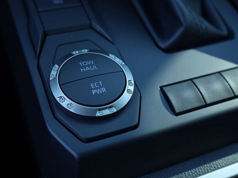 New 2025 Toyota Tacoma SR5 image 15