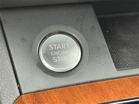 Used 2023 Audi Q5 2.0T Premium w/ Convenience Package image 29