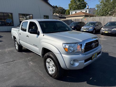 Used 2011 Toyota Tacoma 4x4 Double Cab w/ SR5 Pkg #2 image 43