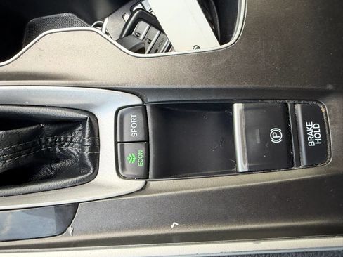 Used 2020 Honda Accord Sport image 32