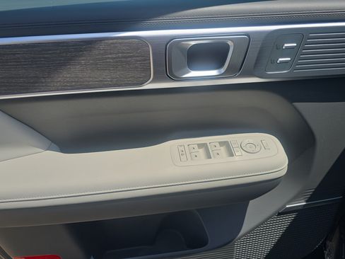 New 2026 Hyundai Santa Fe Limited AWD/4WD image 16