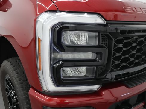 Used 2025 Ford F250 XLT w/ Black Appearance Package AWD/4WD image 27