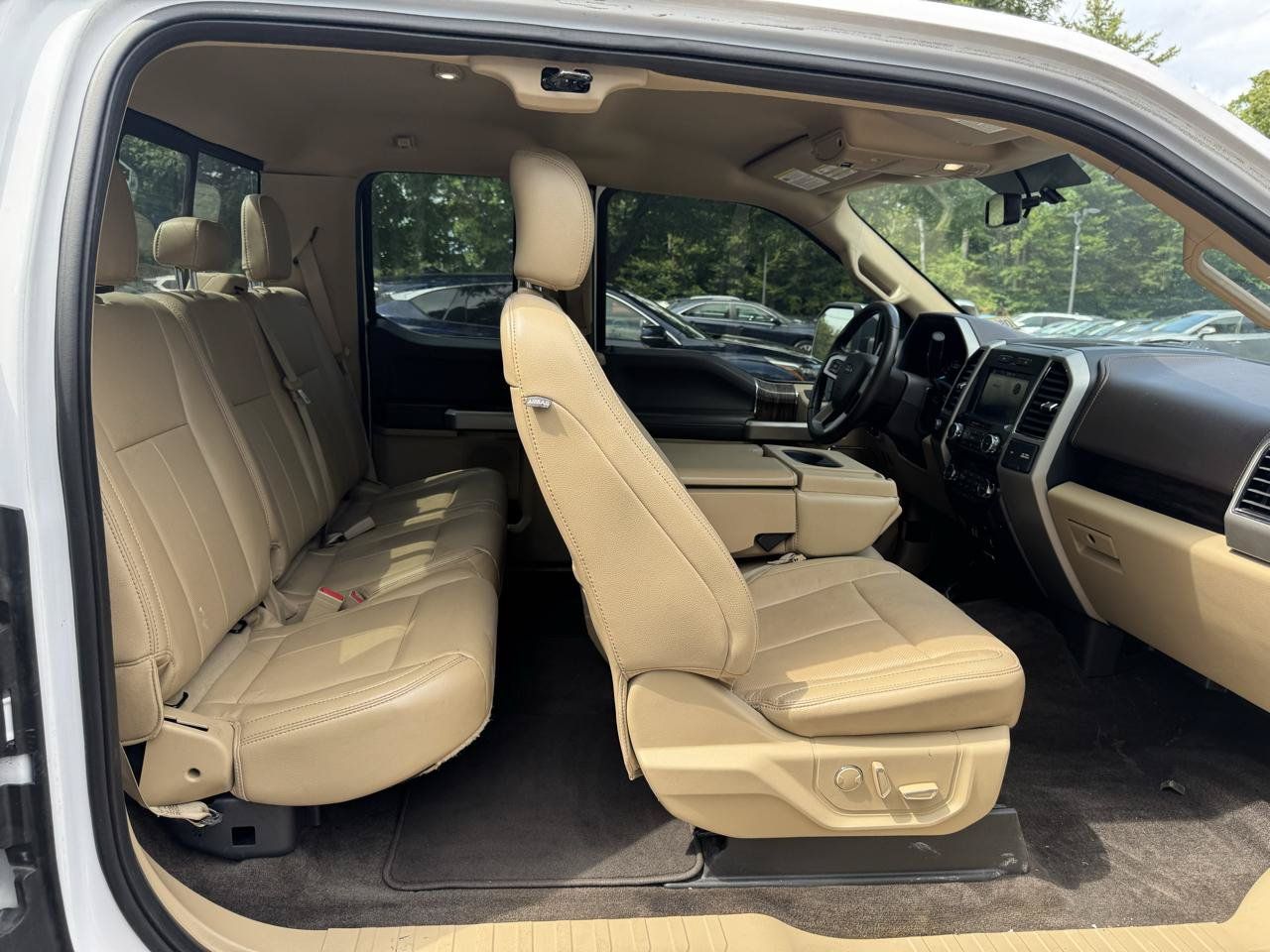 Used 2018 Ford F150 Lariat AWD/4WD image 11