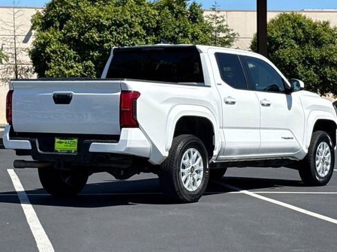 Used 2024 Toyota Tacoma SR5 RWD image 11