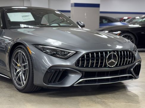 New 2025 Mercedes-Benz SL 63 AMG 4MATIC image 3