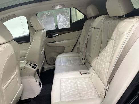 Certified 2023 Buick Envision Avenir AWD/4WD image 17