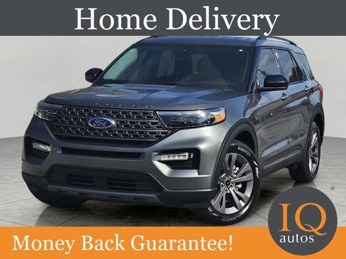 Used 2022 Ford Explorer XLT w/ Equipment Group 202A image 1