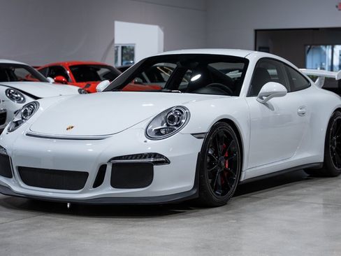 Used 2016 Porsche 911 GT3 RWD image 10