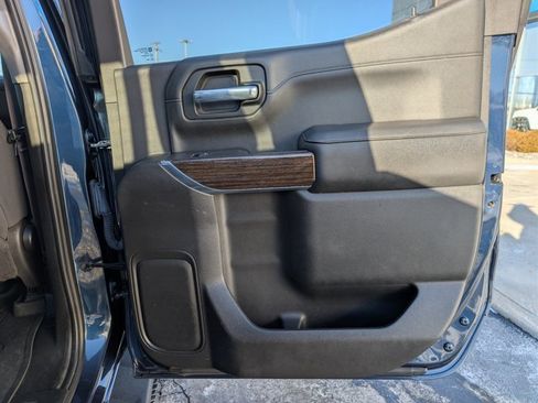 Used 2021 GMC Sierra 1500 Elevation w/ Preferred Package image 18