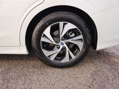 Used 2025 Subaru Legacy Premium image 36