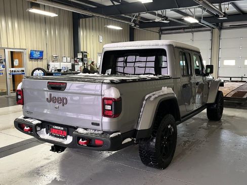 Used 2020 Jeep Gladiator Rubicon image 8