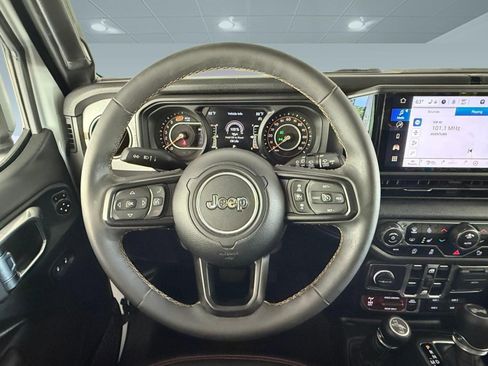 Used 2024 Jeep Wrangler Unlimited Sport AWD/4WD image 10