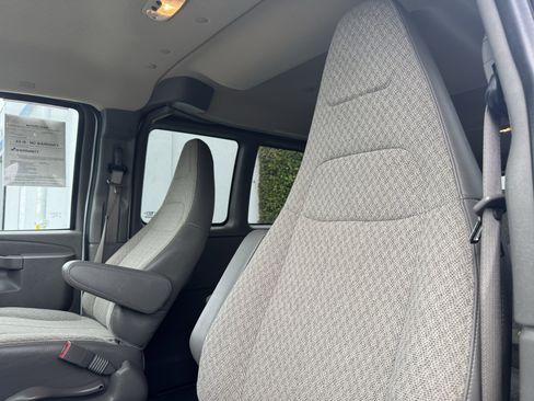 Used 2023 Chevrolet Express 3500 LS image 13