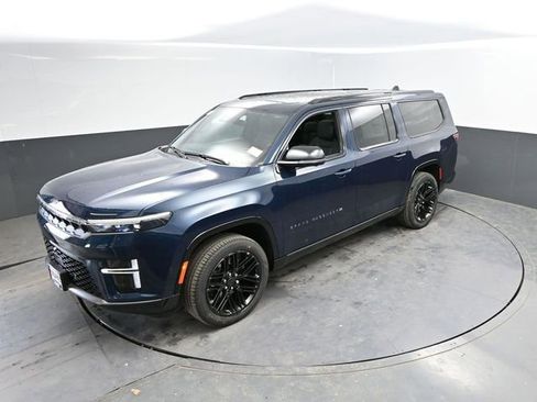 New 2026 Jeep Grand Wagoneer L Limited AWD/4WD image 37