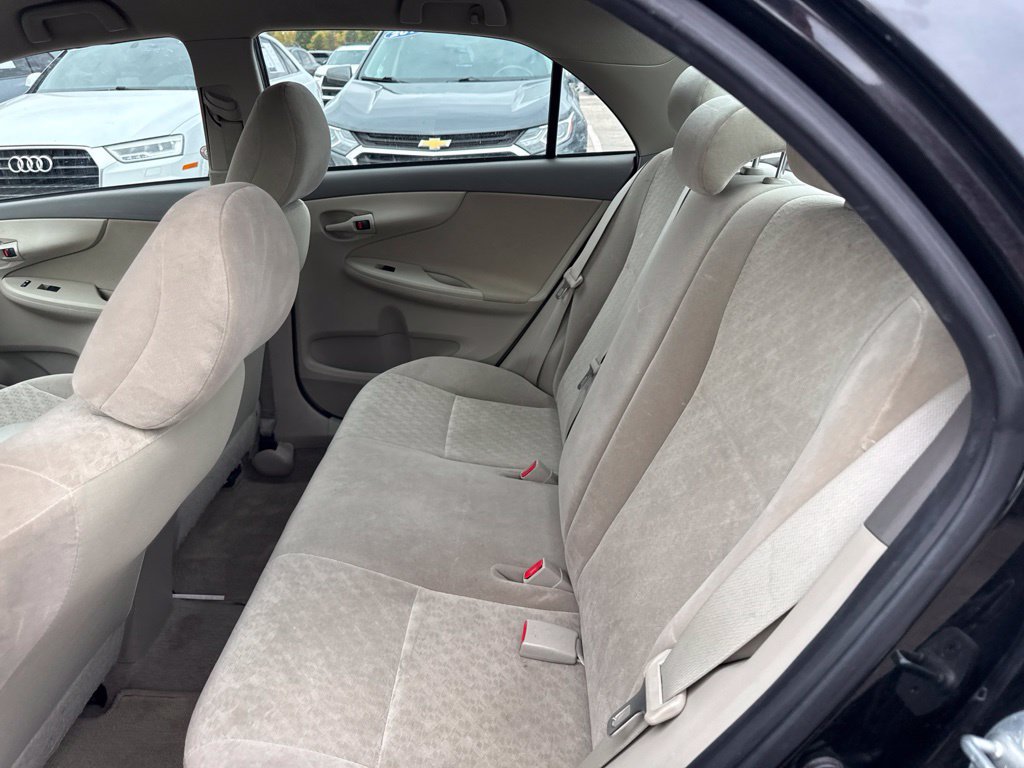 Used 2009 Toyota Corolla LE FWD image 9