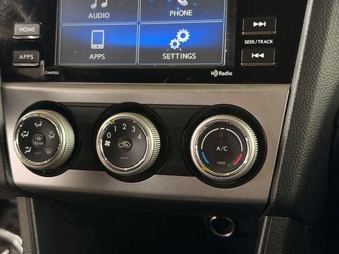 Used 2017 Subaru Crosstrek 2.0i Premium AWD/4WD image 42