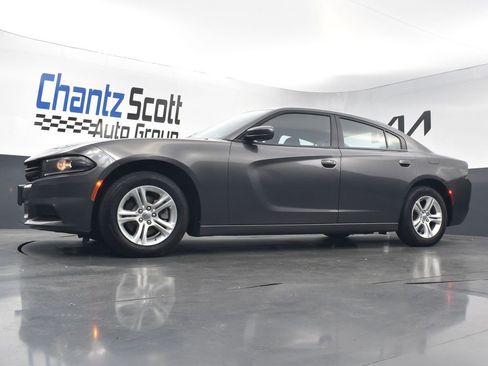 Used 2022 Dodge Charger SXT w/ Leather Interior Group image 25