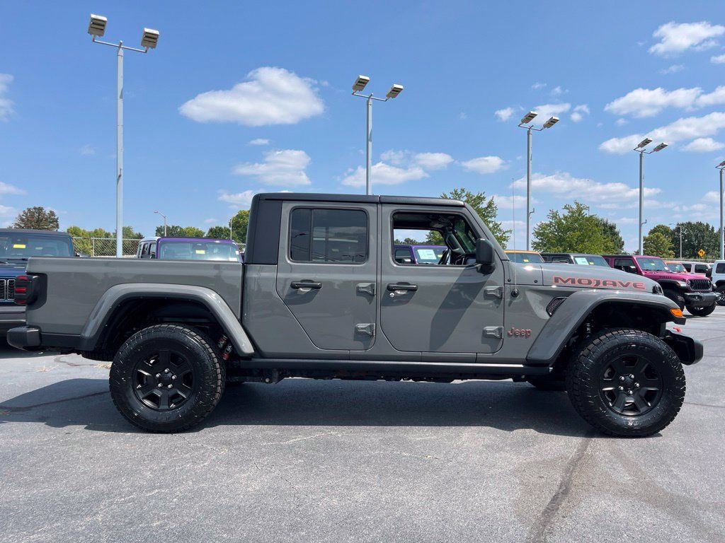 Used 2022 Jeep Gladiator Mojave w/ Cold Weather Group AWD/4WD image 51