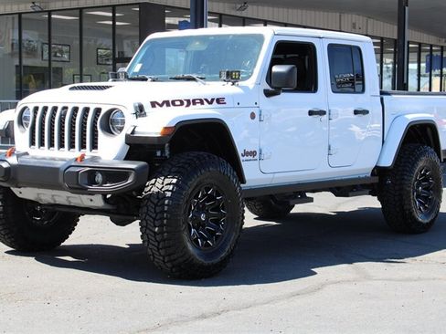 Used 2021 Jeep Gladiator Mojave AWD/4WD image 5