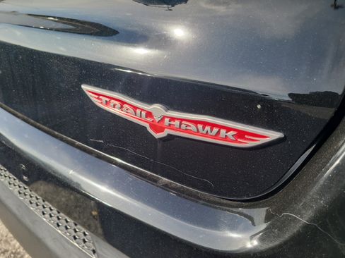 Used 2022 Jeep Compass Trailhawk w/ Trailhawk Elite Group AWD/4WD image 11