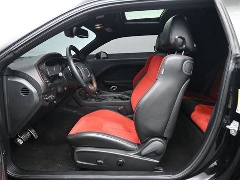 Used 2023 Dodge Challenger R/T Scat Pack image 26