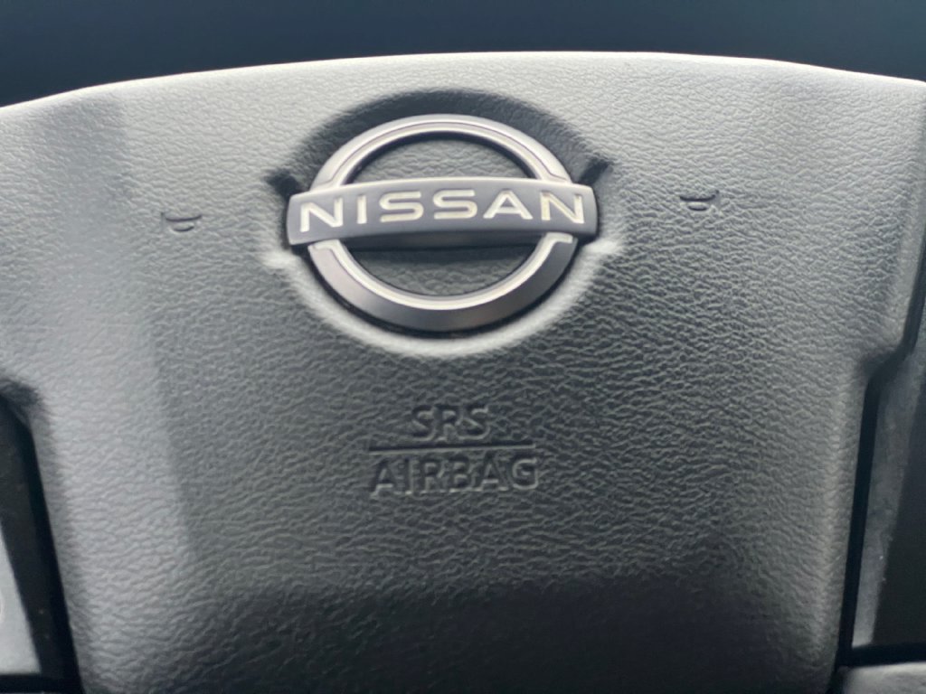 Used 2023 Nissan Frontier SV w/ SV Premium Package AWD/4WD image 5