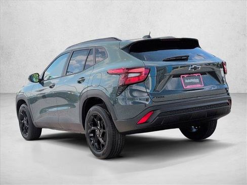 New 2026 Chevrolet Trax LT w/ Driver Confidence Package FWD image 9