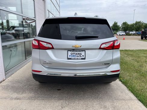 Used 2018 Chevrolet Equinox Premier FWD image 6