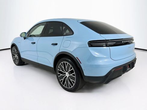 Certified 2025 Porsche Macan Electric RWD image 3