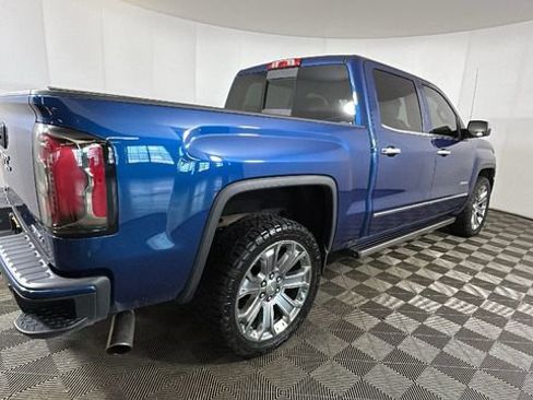 Used 2017 GMC Sierra 1500 Denali w/ Denali Ultimate Package AWD/4WD image 3