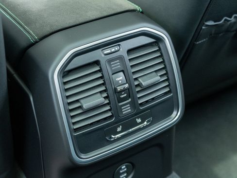 Certified 2025 Porsche Macan GTS AWD/4WD image 47