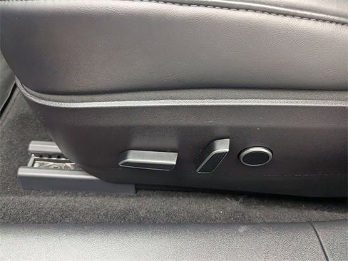 Used 2022 Tesla Model 3 Long Range image 18