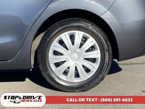 Used 2015 MAZDA MAZDA3 i SV image 9