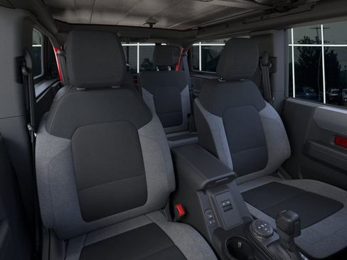 New 2025 Ford Bronco 2-Door image 10