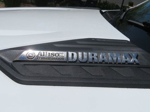 Used 2020 Chevrolet Silverado 2500 LT w/ Z71 Off-Road Package AWD/4WD image 14
