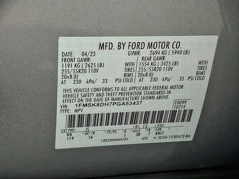 Used 2023 Ford Explorer XLT w/ Equipment Group 202A AWD/4WD image 29