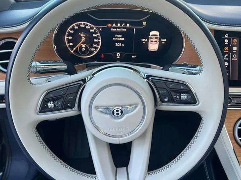Used 2024 Bentley Continental GT AWD/4WD image 30