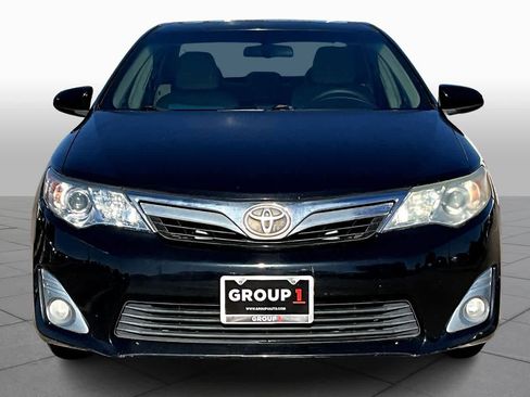 Used 2013 Toyota Camry L image 3