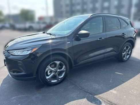 Used 2025 Ford Escape ST-Line AWD/4WD image 1