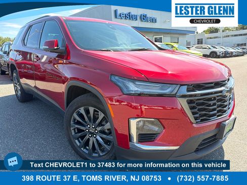 Certified 2023 Chevrolet Traverse RS w/ LPO, Floor Liner Package AWD/4WD image 1