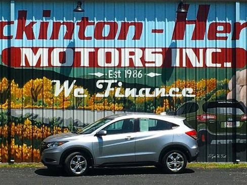 Used 2017 Honda HR-V LX image 10